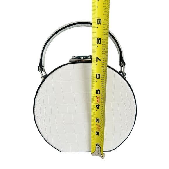 Michael Kors White Crossbody Serena Croc Embossed Small Circle Wedding Handbag - Picture 6 of 16